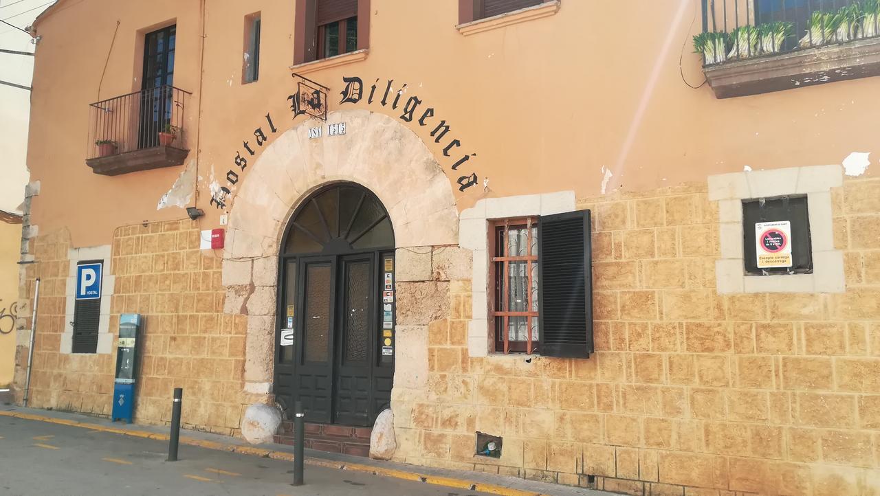 Hostal Restaurante La Diligencia Cunit Exterior photo